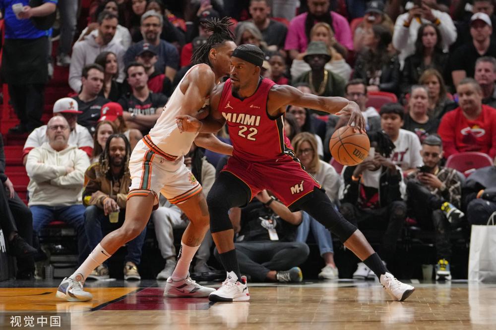 分析范尼与 分析范尼与