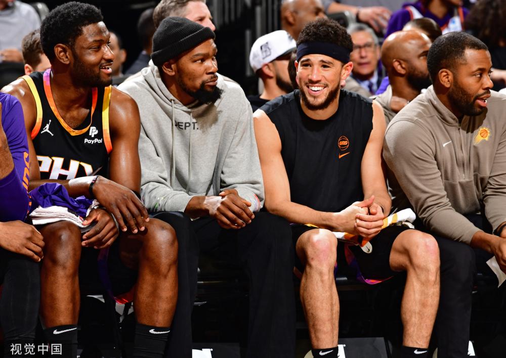 球队在攻守 球队在攻守